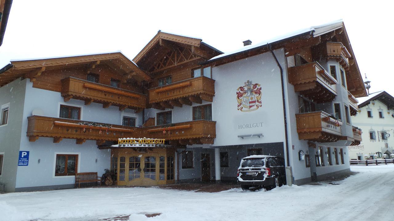 Hotel Hoerlgut Maria Alm am Steinernen Meer Bagian luar foto
